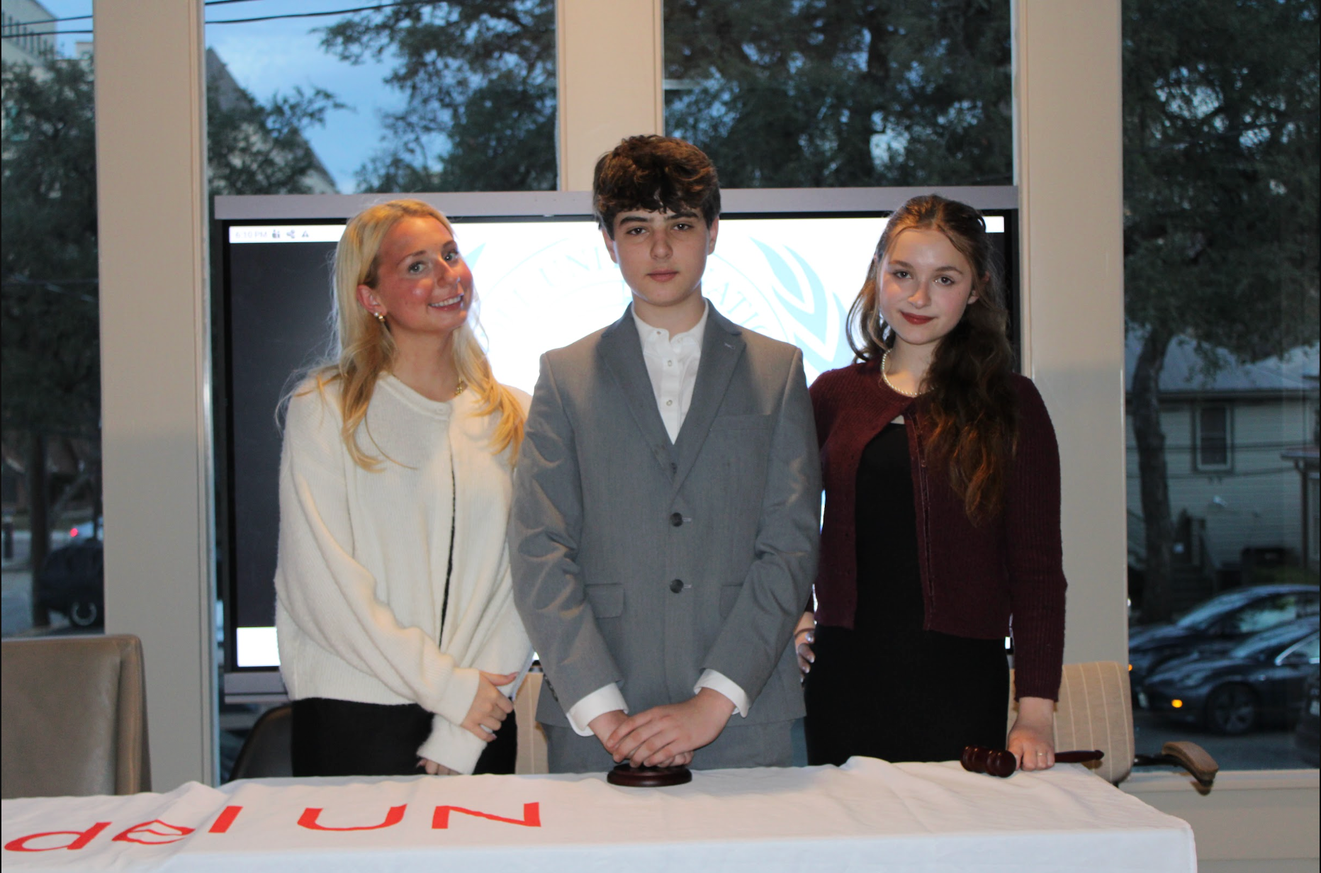HPMUN students at conference